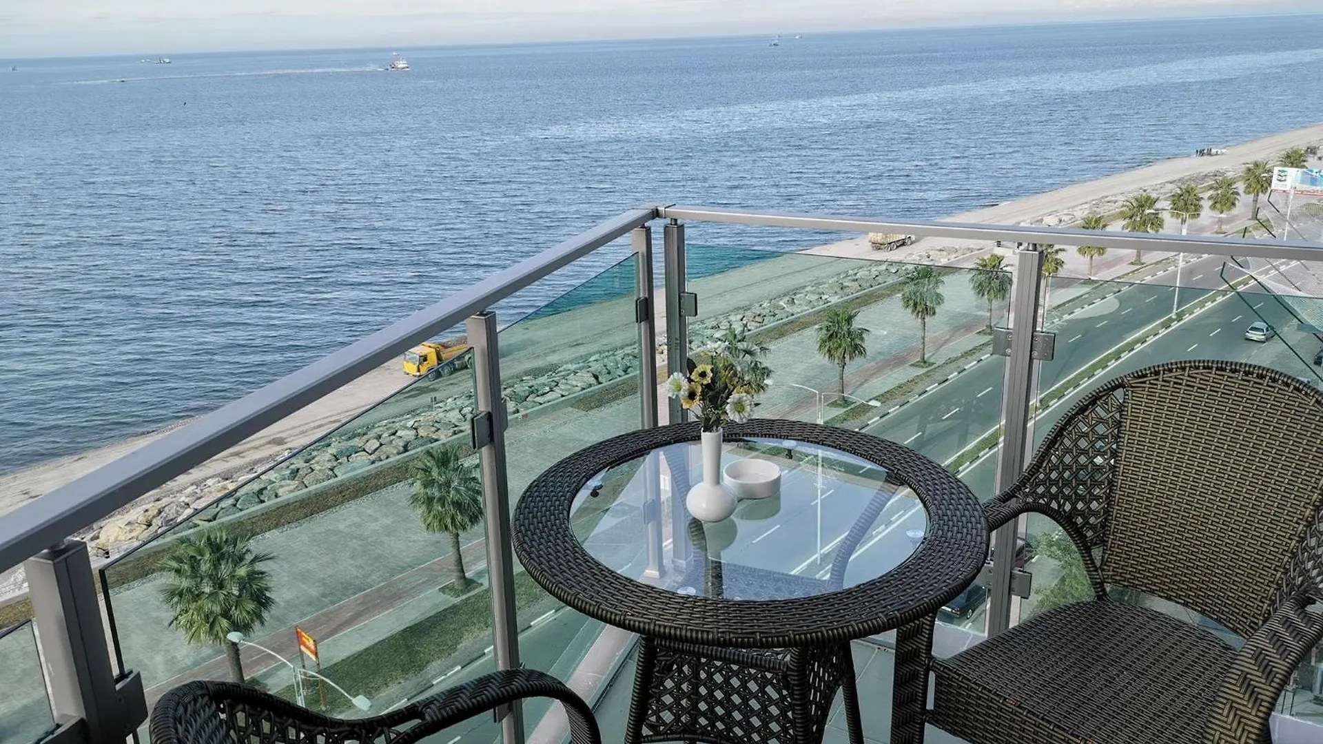 Sea View Batumi Apart-Hotel