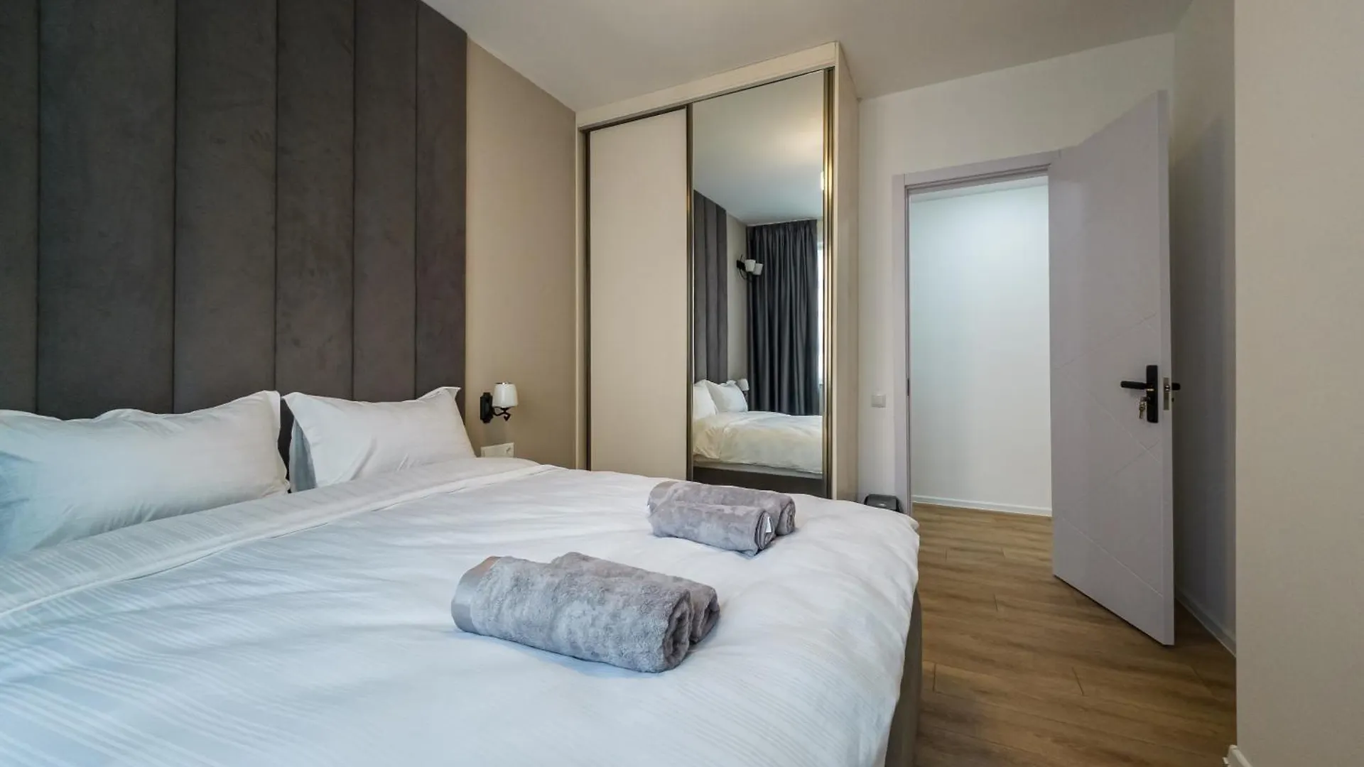 Sea View Batumi Apart-Hotel