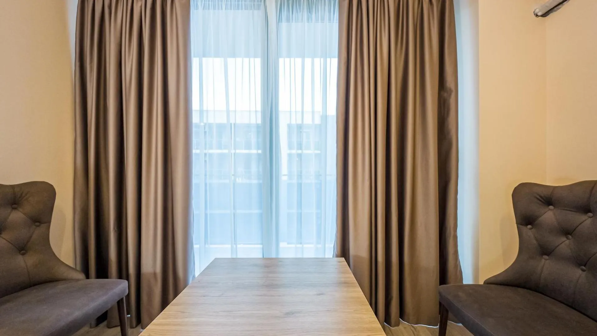 Sea View Batumi Apart-Hotel